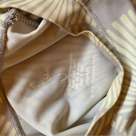 SEEA SWIM
Hermosa Swimshirt Rashguard - Picture 5 of 5